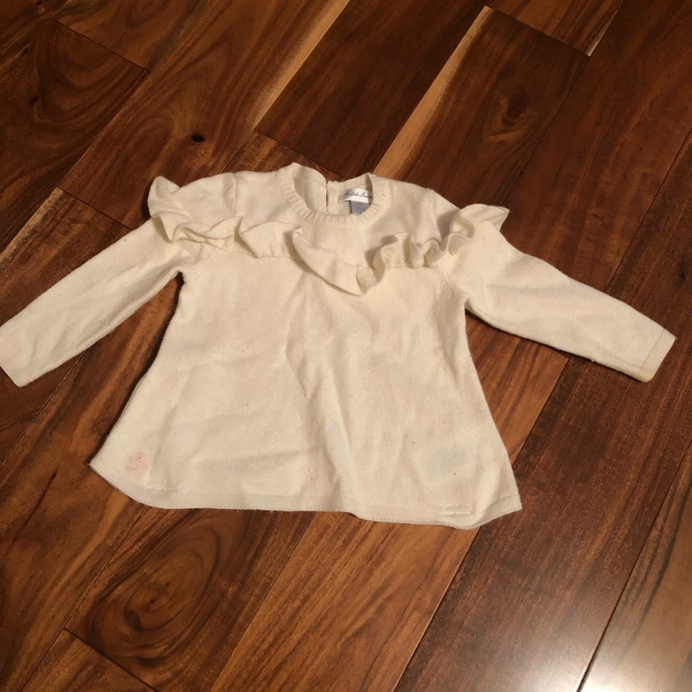 GUC. Cream ruffle sweater.